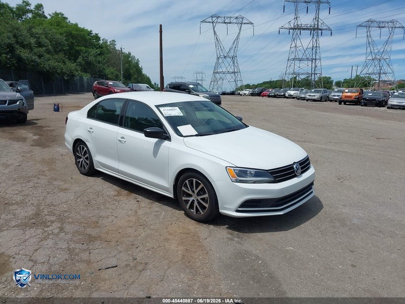 2016 VOLKSWAGEN JETTA – Lot 45440887 auction photo