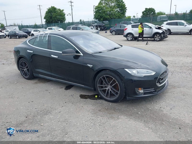 2015 TESLA MODEL S – Lot 45449596 auction photo