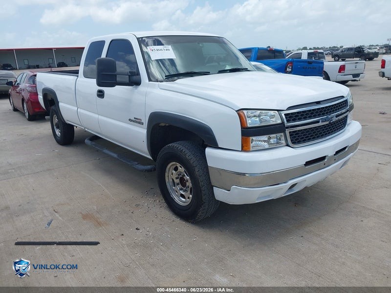 2004 CHEVROLET SILVERADO 2500HD – Lot 45466340 auction photo